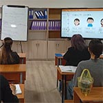 医療カレッジの日本語授業開始